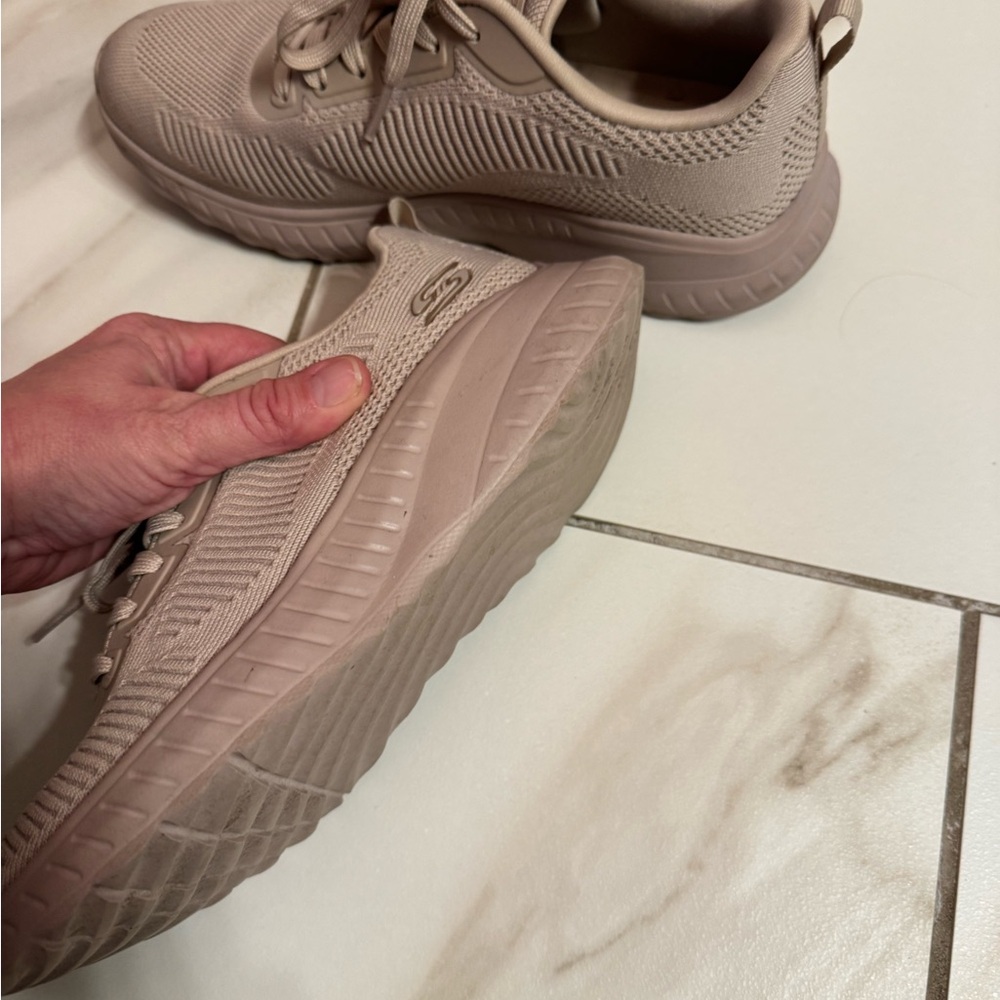 Skechers Memory Foam Sneakers Beige Knit Walking Shoes Women’s Size 8 - Picture 8 of 8